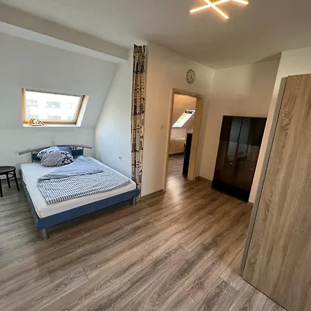 Moderne Monteurwohnung In Leverkusen, Zentral Und Voll Ausgestattet *