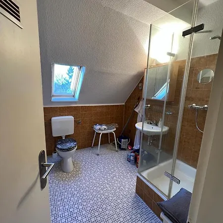Moderne Monteurwohnung In Leverkusen, Zentral Und Voll Ausgestattet Apartment *