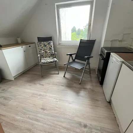 Moderne Monteurwohnung In Leverkusen, Zentral Und Voll Ausgestattet Apartment Leverkusen